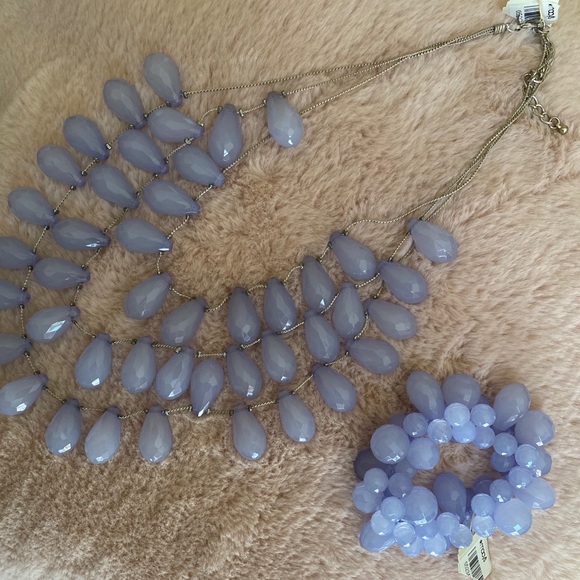 ❌ SOLD ❌ Fashion necklace and bracelet set - Picture 4 of 6